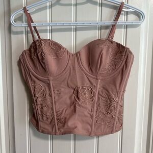 Dynamite Mauve Floral Embroidered Crop Top